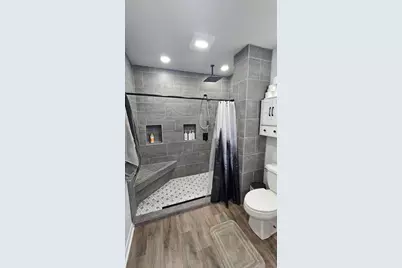 29 E State St, Hartford, WI 53027 - Photo 18