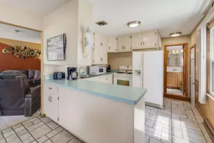 1940 S 33rd St, Milwaukee, WI 53215 - Photo 10
