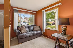 1940 S 33rd St, Milwaukee, WI 53215 - Photo 6