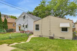 1940 S 33rd St, Milwaukee, WI 53215 - Photo 28