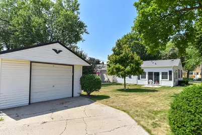 4402 S Lenox St, Milwaukee, WI 53207 - Photo 30