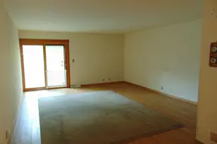 8933 N 70th St, Milwaukee, WI 53223 - Photo 6
