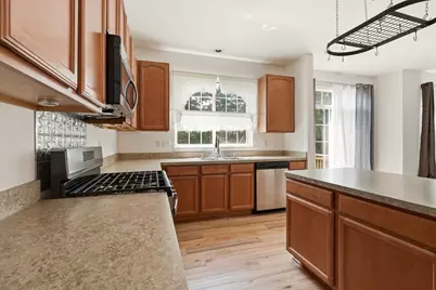 10901  67th St, Kenosha, WI 53142 - Photo 6