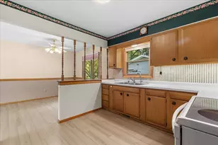 309 Braatz Dr, Kewaskum, WI 53040 - Photo 12