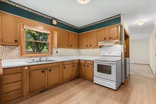 309 Braatz Dr, Kewaskum, WI 53040 - Photo 14