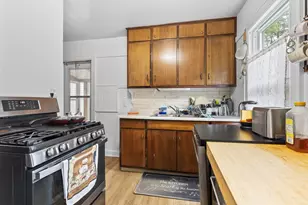 1017 N Chicago Ave, South Milwaukee, WI 53172 - Photo 16