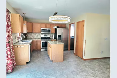8401  Kingsway Ln, Sturtevant, WI 53177 - Photo 24