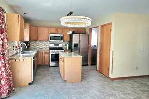 8401 Kingsway Ln, Sturtevant, WI 53177 - Photo 24
