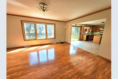 8401  Kingsway Ln, Sturtevant, WI 53177 - Photo 18