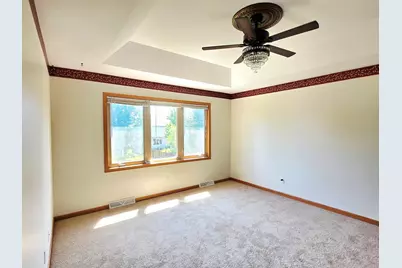 8401  Kingsway Ln, Sturtevant, WI 53177 - Photo 40