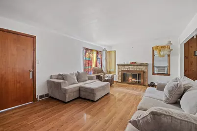 7954  40th Ave, Kenosha, WI 53142 - Photo 4