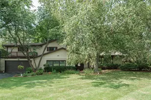 1408 Country Club Ln, Watertown, WI 53098 - Photo 2