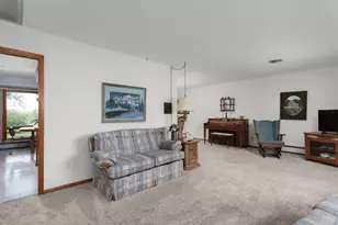 1408 Country Club Ln, Watertown, WI 53098 - Photo 10