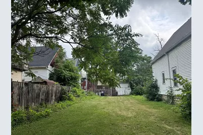 2182 N 44th St, Milwaukee, WI 53208 - Photo 2