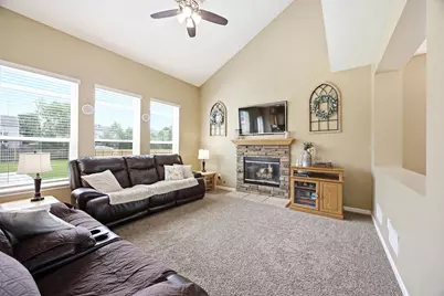 8221  65th Pl, Kenosha, WI 53142 - Photo 8