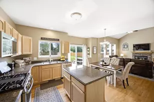 8221 65th Pl, Kenosha, WI 53142 - Photo 14