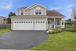 8221 65th Pl, Kenosha, WI 53142 - Photo 2