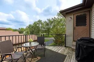 8110 S Forest Hills Circle, Franklin, WI 53132 - Photo 24