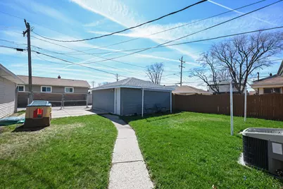 7509 W Carmen Ave, Milwaukee, WI 53218 - Photo 26