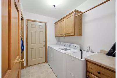 4820 W Alesci Dr, Franklin, WI 53132 - Photo 20