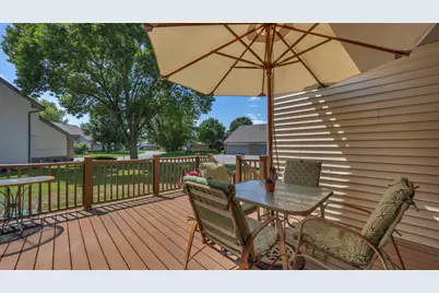7266 S Delaine Dr, Oak Creek, WI 53154 - Photo 24