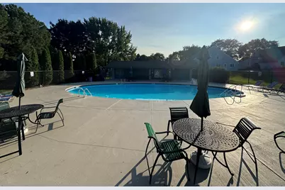 7266 S Delaine Dr, Oak Creek, WI 53154 - Photo 30