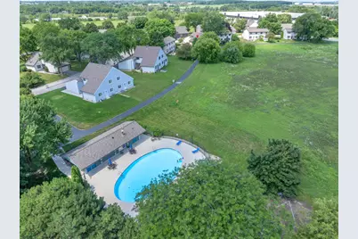7266 S Delaine Dr, Oak Creek, WI 53154 - Photo 28