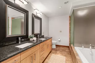 106 W Seeboth St, Milwaukee, WI 53204 - Photo 22