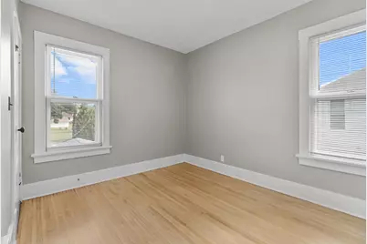 210 E Walworth St, Elkhorn, WI 53121 - Photo 14
