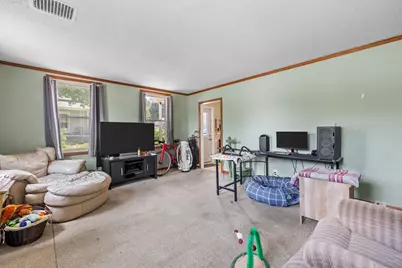 821  Eastern Ave, Plymouth, WI 53073 - Photo 4