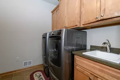 1207  Woodland Hills Dr, Waukesha, WI 53188 - Photo 30