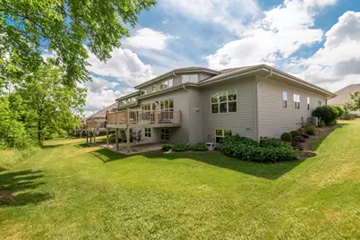 1207  Woodland Hills Dr, Waukesha, WI 53188 - Photo 4