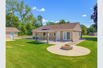 W240N6309  Maple Ave, Sussex, WI 53089 - Photo 30