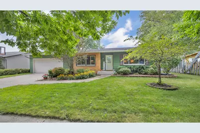 70  Cherry Ln, Fond du Lac, WI 54935 - Photo 2
