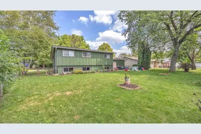 70  Cherry Ln, Fond du Lac, WI 54935 - Photo 22