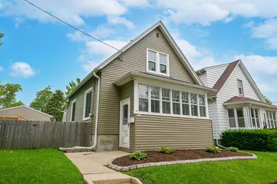 2906  96th St, Sturtevant, WI 53177 - Photo 1