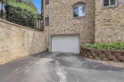 7234 N Green Bay Ave #208, Glendale, WI 53209 - Photo 16