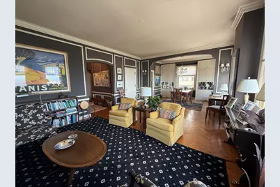 925 E Wells St #717, Milwaukee, WI 53202 - Photo 6