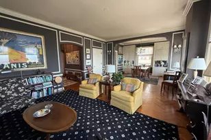 925 E Wells St, Milwaukee, WI 53202 - Photo 6