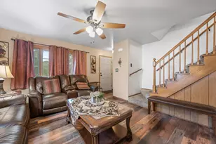8308 W Crawford Ave, Milwaukee, WI 53220 - Photo 12