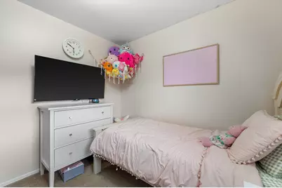 8308 W Crawford Ave #8310, Milwaukee, WI 53220 - Photo 40