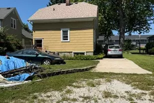 3563 Douglas Ave, Racine, WI 53402 - Photo 4
