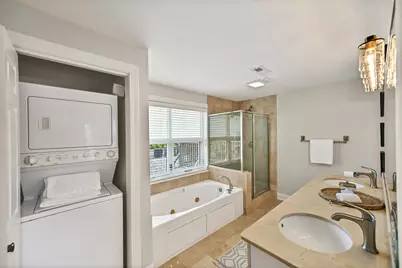 1888 N Water St #503, Milwaukee, WI 53202 - Photo 24