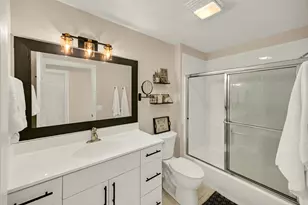 1888 N Water St, Milwaukee, WI 53202 - Photo 26