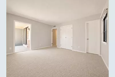 1061  Regent Rd #612, Oconomowoc, WI 53066 - Photo 10