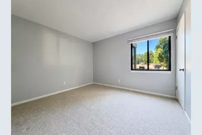 1061  Regent Rd #612, Oconomowoc, WI 53066 - Photo 16