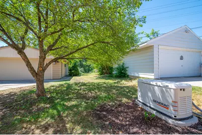 119 E Ohio Ave, Milwaukee, WI 53207 - Photo 34