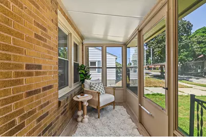 119 E Ohio Ave, Milwaukee, WI 53207 - Photo 4