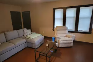 2203 W Melvina St, Milwaukee, WI 53206 - Photo 8