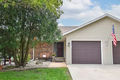 N49W36111  Nottingham Ln #3, Oconomowoc, WI 53066 - Photo 1